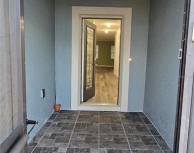 2754 Creekmore Court - Photo Thumbnail 6