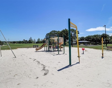 3217 Westridge Boulevard - Photo Thumbnail 21