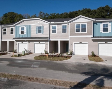 704 Nw 126th Terrace - Photo Thumbnail 1