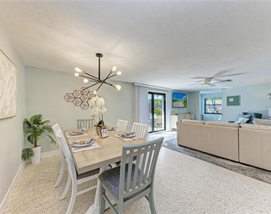730 Fox Street - Photo Thumbnail 12
