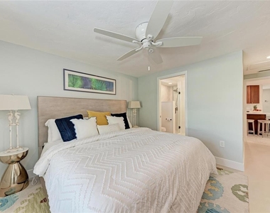 730 Fox Street - Photo Thumbnail 24