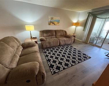 3064 Lake Bayshore Drive - Photo Thumbnail 35