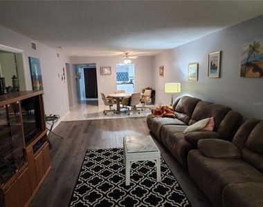 3064 Lake Bayshore Drive - Photo Thumbnail 6