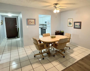 3064 Lake Bayshore Drive - Photo Thumbnail 46