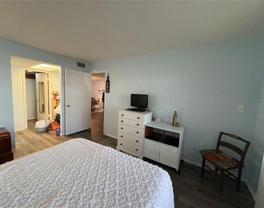 3064 Lake Bayshore Drive - Photo Thumbnail 31