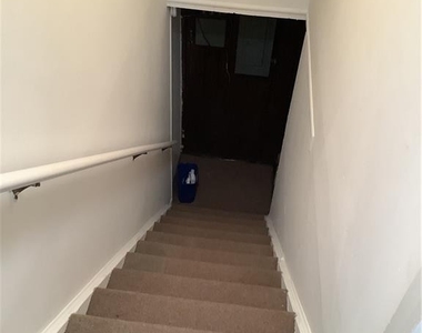 4 Villaway Road - Photo Thumbnail 5