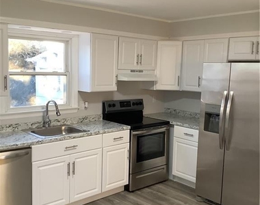 4 Villaway Road - Photo Thumbnail 4