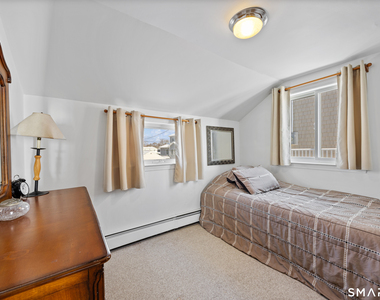 33 Beach Road - Photo Thumbnail 18
