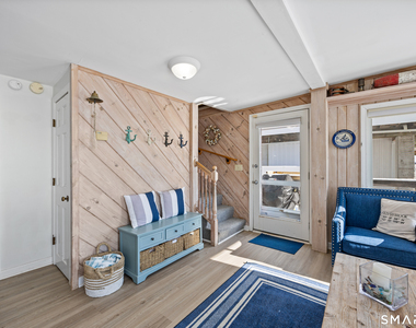 33 Beach Road - Photo Thumbnail 3