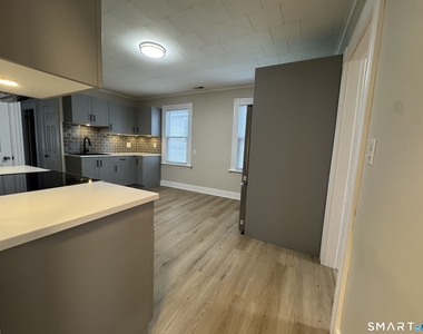 22 Dwight Street - Photo Thumbnail 2