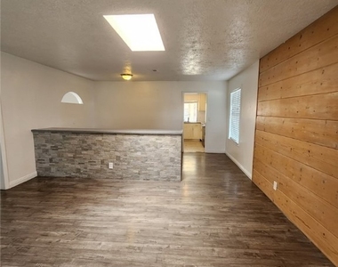 1823 Niblick Circle - Photo Thumbnail 6