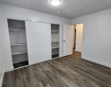 1823 Niblick Circle - Photo Thumbnail 11
