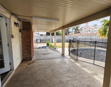1823 Niblick Circle - Photo Thumbnail 18