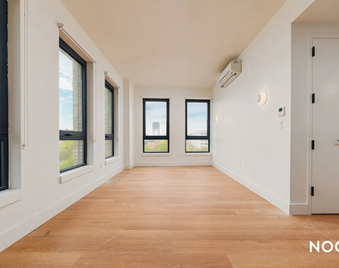 130 Hope Street - Photo Thumbnail 6