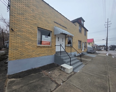 1007 Pine Street - Photo Thumbnail 6