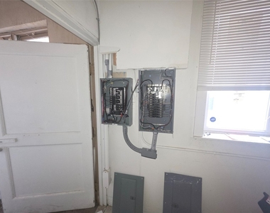 1007 Pine Street - Photo Thumbnail 44