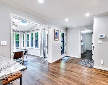2589 Bentbrook Court - Photo Thumbnail 12