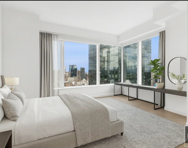 10th Avenue - Photo Thumbnail 1