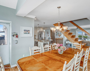 200 S Bayview Avenue - Photo Thumbnail 15