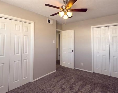 1905 W Morton Street - Photo Thumbnail 15