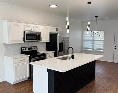 5505 Dolores Place - Photo Thumbnail 6