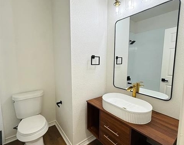 5505 Dolores Place - Photo Thumbnail 19