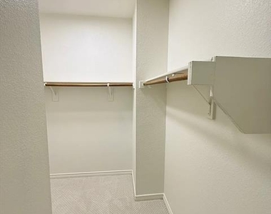5505 Dolores Place - Photo Thumbnail 12