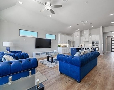 1817 Marvin Garden Trail - Photo Thumbnail 13