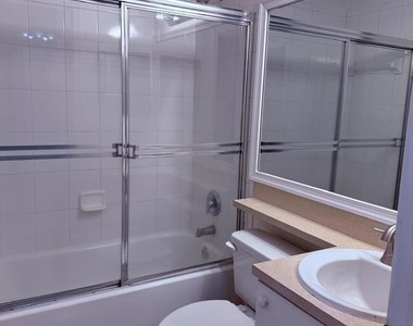 2941 Riverside Drive - Photo Thumbnail 15