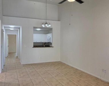2941 Riverside Drive - Photo Thumbnail 2