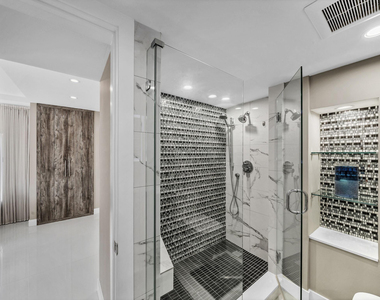 1151 N Fort Lauderdale Beach Boulevard - Photo Thumbnail 19