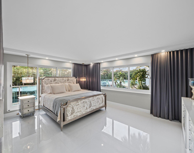 1151 N Fort Lauderdale Beach Boulevard - Photo Thumbnail 8