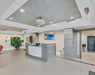 1151 N Fort Lauderdale Beach Boulevard - Photo Thumbnail 23