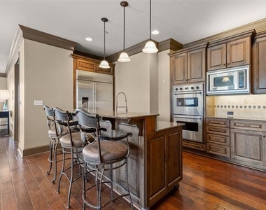 501 Samuels Avenue - Photo Thumbnail 6