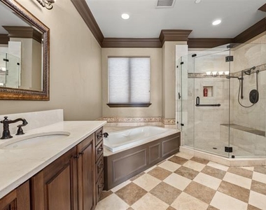 501 Samuels Avenue - Photo Thumbnail 22