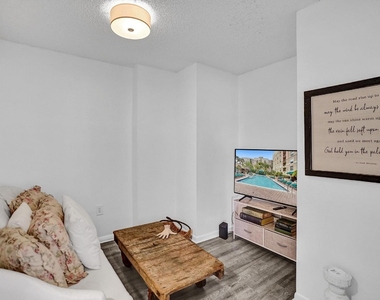 520 Se 5th Avenue - Photo Thumbnail 19