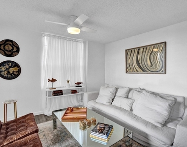 520 Se 5th Avenue - Photo Thumbnail 2