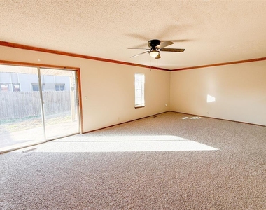 3622 Wynn Circle - Photo Thumbnail 14