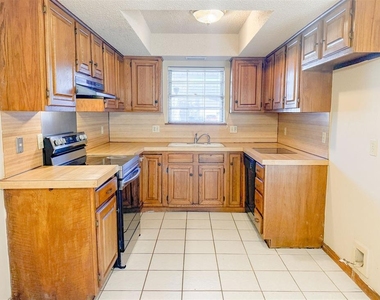 3622 Wynn Circle - Photo Thumbnail 4