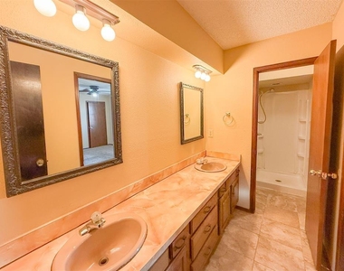 3622 Wynn Circle - Photo Thumbnail 21