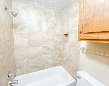 3622 Wynn Circle - Photo Thumbnail 8