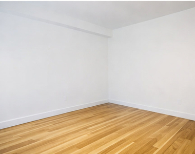 West 15th Street, New York, NY 10011 - Photo Thumbnail 2