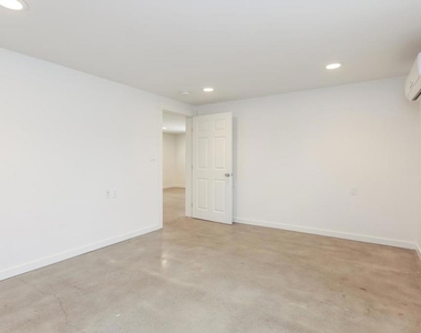 1432 12th Street - Photo Thumbnail 17