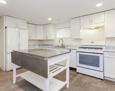 1432 12th Street - Photo Thumbnail 6