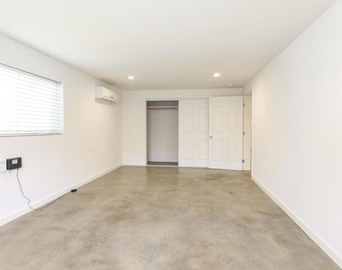 1432 12th Street - Photo Thumbnail 15