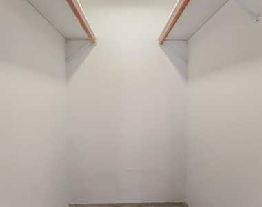 1432 12th Street - Photo Thumbnail 13
