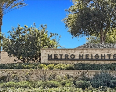 1958 Hollyleaf Terrace - Photo Thumbnail 41