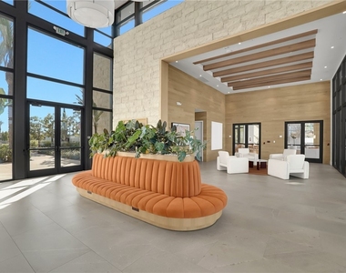 1958 Hollyleaf Terrace - Photo Thumbnail 52