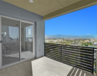 1958 Hollyleaf Terrace - Photo Thumbnail 22