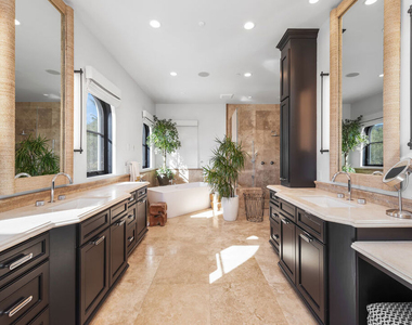 6201 Murphy Way - Photo Thumbnail 14